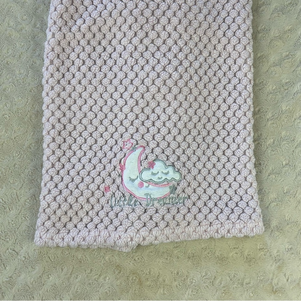 Zak and Zoey Little Dreamer Pink Moon Baby Blanket White Sleeping Cloud Textured